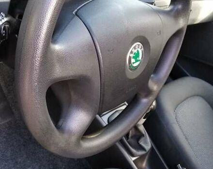 Шкода Фабия 2006 в Чернигове на Automoto.ua Черный Шкода Фабия, объемом двигателя 1.4 л и пробегом 219 тыс. км за 4699 $, фото 20 на Automoto.ua