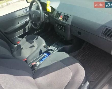 Черный Шкода Фабия, объемом двигателя 1.4 л и пробегом 235 тыс. км за 4700 $, фото 42 на Automoto.ua