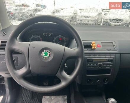 Черный Шкода Фабия, объемом двигателя 1.4 л и пробегом 276 тыс. км за 5440 $, фото 22 на Automoto.ua