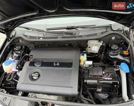 Черный Шкода Фабия, объемом двигателя 1.39 л и пробегом 249 тыс. км за 4550 $, фото 42 на Automoto.ua