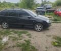 Черный Шкода Фабия, объемом двигателя 1 л и пробегом 237 тыс. км за 3504 $, фото 1 на Automoto.ua