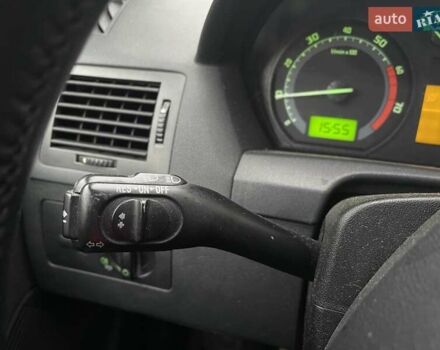 Черный Шкода Фабия, объемом двигателя 1.39 л и пробегом 222 тыс. км за 4550 $, фото 3 на Automoto.ua