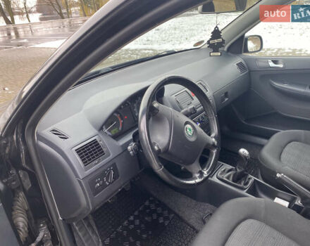 Чорний Шкода Фабія, об'ємом двигуна 1.39 л та пробігом 249 тис. км за 4550 $, фото 9 на Automoto.ua