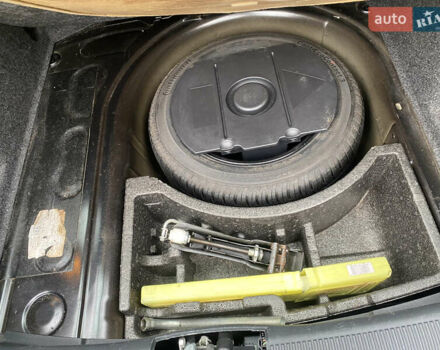 Черный Шкода Фабия, объемом двигателя 1.4 л и пробегом 246 тыс. км за 4399 $, фото 9 на Automoto.ua