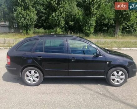 Черный Шкода Фабия, объемом двигателя 1.4 л и пробегом 235 тыс. км за 4700 $, фото 5 на Automoto.ua
