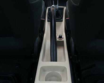 Чорний Шкода Фабія, об'ємом двигуна 1.39 л та пробігом 100 тис. км за 5250 $, фото 50 на Automoto.ua