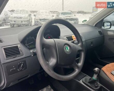 Черный Шкода Фабия, объемом двигателя 1.4 л и пробегом 276 тыс. км за 5440 $, фото 17 на Automoto.ua