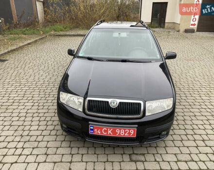 Черный Шкода Фабия, объемом двигателя 1.4 л и пробегом 171 тыс. км за 5350 $, фото 3 на Automoto.ua