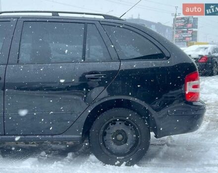 Черный Шкода Фабия, объемом двигателя 1.4 л и пробегом 276 тыс. км за 5440 $, фото 4 на Automoto.ua