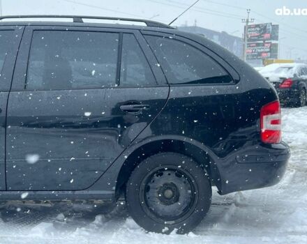 Черный Шкода Фабия, объемом двигателя 1.4 л и пробегом 276 тыс. км за 5440 $, фото 4 на Automoto.ua