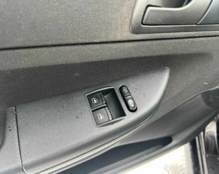 Чорний Шкода Фабія, об'ємом двигуна 1.4 л та пробігом 276 тис. км за 5440 $, фото 15 на Automoto.ua