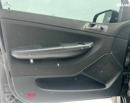 Черный Шкода Фабия, объемом двигателя 1.4 л и пробегом 276 тыс. км за 5440 $, фото 14 на Automoto.ua