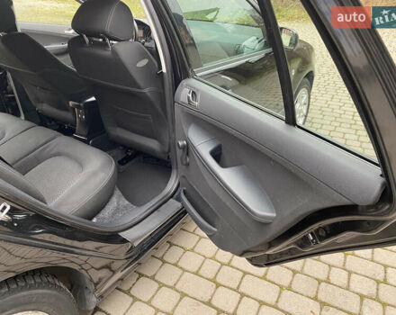 Черный Шкода Фабия, объемом двигателя 1.4 л и пробегом 171 тыс. км за 5350 $, фото 28 на Automoto.ua