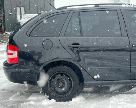 Черный Шкода Фабия, объемом двигателя 1.4 л и пробегом 276 тыс. км за 5440 $, фото 8 на Automoto.ua