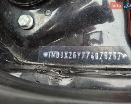 Черный Шкода Фабия, объемом двигателя 1.39 л и пробегом 151 тыс. км за 4500 $, фото 28 на Automoto.ua