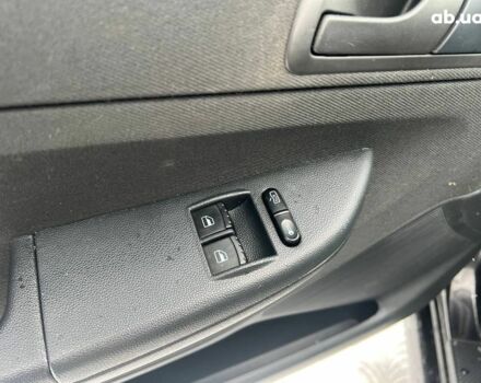 Черный Шкода Фабия, объемом двигателя 1.4 л и пробегом 276 тыс. км за 5440 $, фото 15 на Automoto.ua