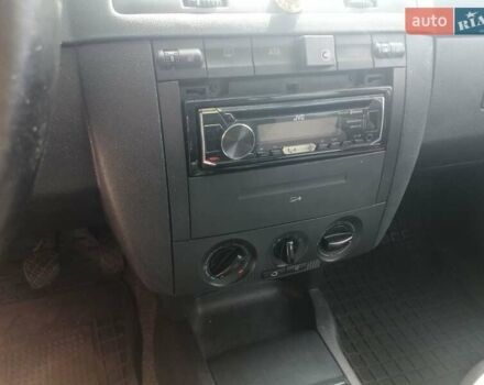 Черный Шкода Фабия, объемом двигателя 1.4 л и пробегом 235 тыс. км за 4700 $, фото 36 на Automoto.ua