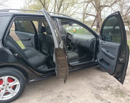 Черный Шкода Фабия, объемом двигателя 1.4 л и пробегом 232 тыс. км за 4999 $, фото 21 на Automoto.ua