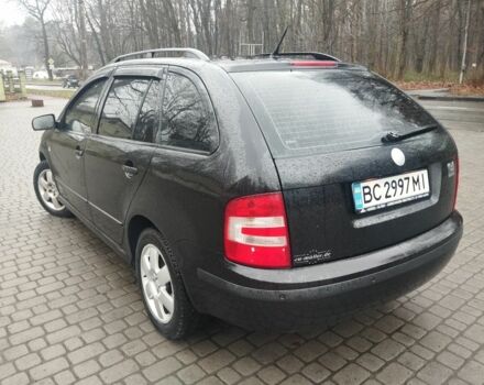 Черный Шкода Фабия, объемом двигателя 1.9 л и пробегом 299 тыс. км за 5090 $, фото 8 на Automoto.ua