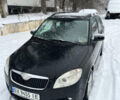 Черный Шкода Фабия, объемом двигателя 1.42 л и пробегом 250 тыс. км за 4000 $, фото 1 на Automoto.ua