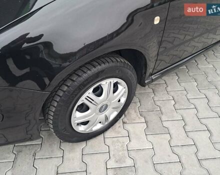 Чорний Шкода Фабія, об'ємом двигуна 1.4 л та пробігом 228 тис. км за 4750 $, фото 38 на Automoto.ua