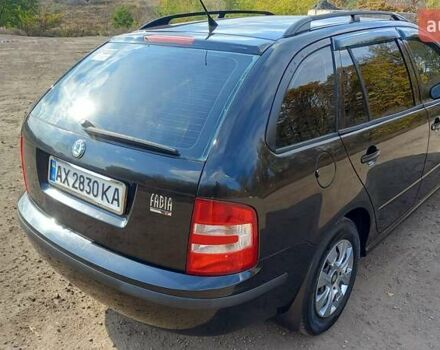 Черный Шкода Фабия, объемом двигателя 1.39 л и пробегом 252 тыс. км за 5000 $, фото 5 на Automoto.ua