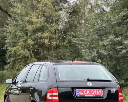 Черный Шкода Фабия, объемом двигателя 1.4 л и пробегом 220 тыс. км за 4450 $, фото 6 на Automoto.ua