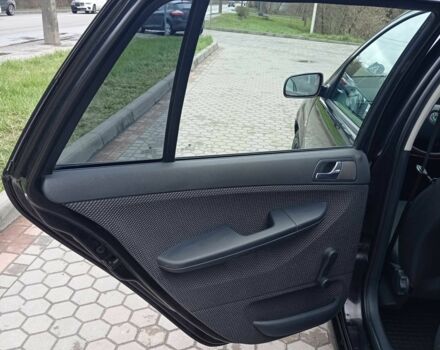Чорний Шкода Фабія, об'ємом двигуна 2 л та пробігом 386 тис. км за 4994 $, фото 6 на Automoto.ua