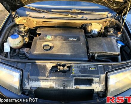 Чорний Шкода Фабія, об'ємом двигуна 1.2 л та пробігом 360 тис. км за 3600 $, фото 5 на Automoto.ua