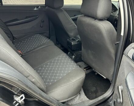 Чорний Шкода Фабія, об'ємом двигуна 1.4 л та пробігом 226 тис. км за 3900 $, фото 7 на Automoto.ua