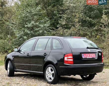 Черный Шкода Фабия, объемом двигателя 1.4 л и пробегом 220 тыс. км за 4450 $, фото 7 на Automoto.ua