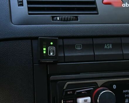 Черный Шкода Фабия, объемом двигателя 1.4 л и пробегом 212 тыс. км за 4999 $, фото 22 на Automoto.ua
