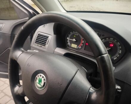 Черный Шкода Фабия, объемом двигателя 1.9 л и пробегом 299 тыс. км за 5090 $, фото 16 на Automoto.ua