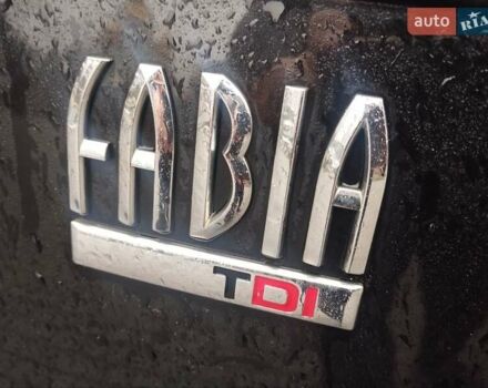 Черный Шкода Фабия, объемом двигателя 1.9 л и пробегом 315 тыс. км за 4890 $, фото 21 на Automoto.ua