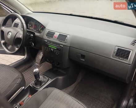 Черный Шкода Фабия, объемом двигателя 1.9 л и пробегом 315 тыс. км за 4890 $, фото 26 на Automoto.ua