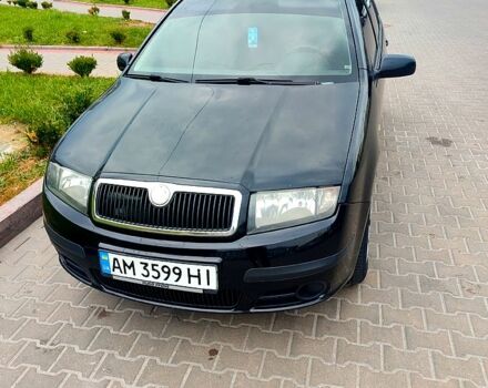 Черный Шкода Фабия, объемом двигателя 1.4 л и пробегом 262 тыс. км за 4300 $, фото 6 на Automoto.ua
