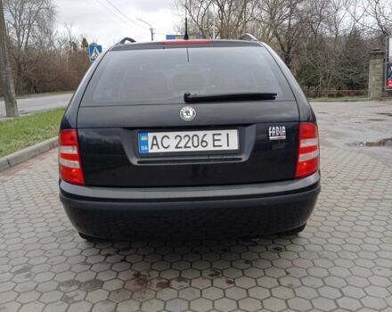 Чорний Шкода Фабія, об'ємом двигуна 2 л та пробігом 386 тис. км за 4994 $, фото 4 на Automoto.ua