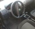 Черный Шкода Фабия, объемом двигателя 1.39 л и пробегом 189 тыс. км за 4650 $, фото 5 на Automoto.ua