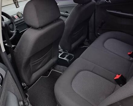 Черный Шкода Фабия, объемом двигателя 1.39 л и пробегом 193 тыс. км за 5500 $, фото 27 на Automoto.ua