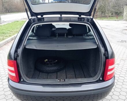 Чорний Шкода Фабія, об'ємом двигуна 2 л та пробігом 386 тис. км за 4994 $, фото 5 на Automoto.ua