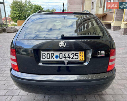 Черный Шкода Фабия, объемом двигателя 1.4 л и пробегом 162 тыс. км за 3999 $, фото 7 на Automoto.ua