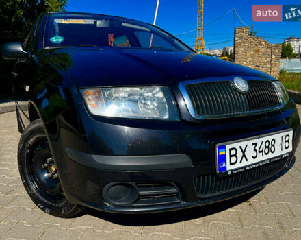Черный Шкода Фабия, объемом двигателя 1.2 л и пробегом 262 тыс. км за 3800 $, фото 7 на Automoto.ua