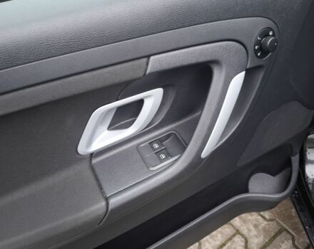 Чорний Шкода Фабія, об'ємом двигуна 1.4 л та пробігом 227 тис. км за 5250 $, фото 11 на Automoto.ua