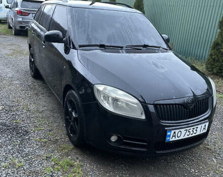 Черный Шкода Фабия, объемом двигателя 1.42 л и пробегом 243 тыс. км за 5000 $, фото 1 на Automoto.ua