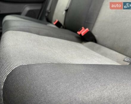 Черный Шкода Фабия, объемом двигателя 1.2 л и пробегом 225 тыс. км за 3250 $, фото 37 на Automoto.ua