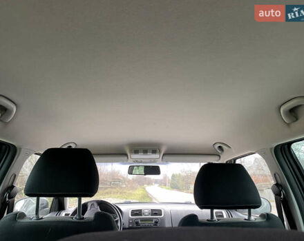 Черный Шкода Фабия, объемом двигателя 1.39 л и пробегом 210 тыс. км за 5800 $, фото 8 на Automoto.ua