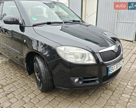 Черный Шкода Фабия, объемом двигателя 1.39 л и пробегом 242 тыс. км за 4850 $, фото 1 на Automoto.ua