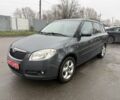 Черный Шкода Фабия, объемом двигателя 1.6 л и пробегом 195 тыс. км за 6500 $, фото 2 на Automoto.ua