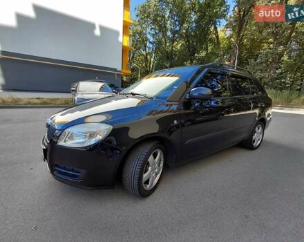 Черный Шкода Фабия, объемом двигателя 1.4 л и пробегом 233 тыс. км за 5300 $, фото 43 на Automoto.ua