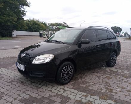Черный Шкода Фабия, объемом двигателя 1.2 л и пробегом 193 тыс. км за 4400 $, фото 1 на Automoto.ua